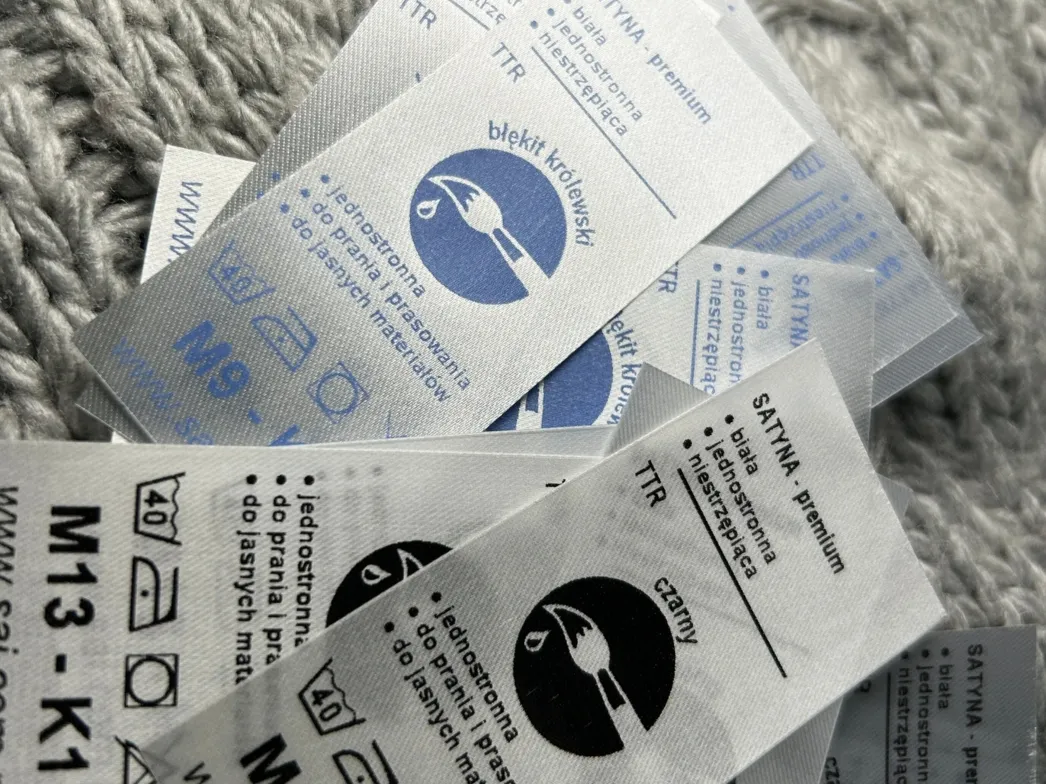 Satyna (poliester) SPS0104